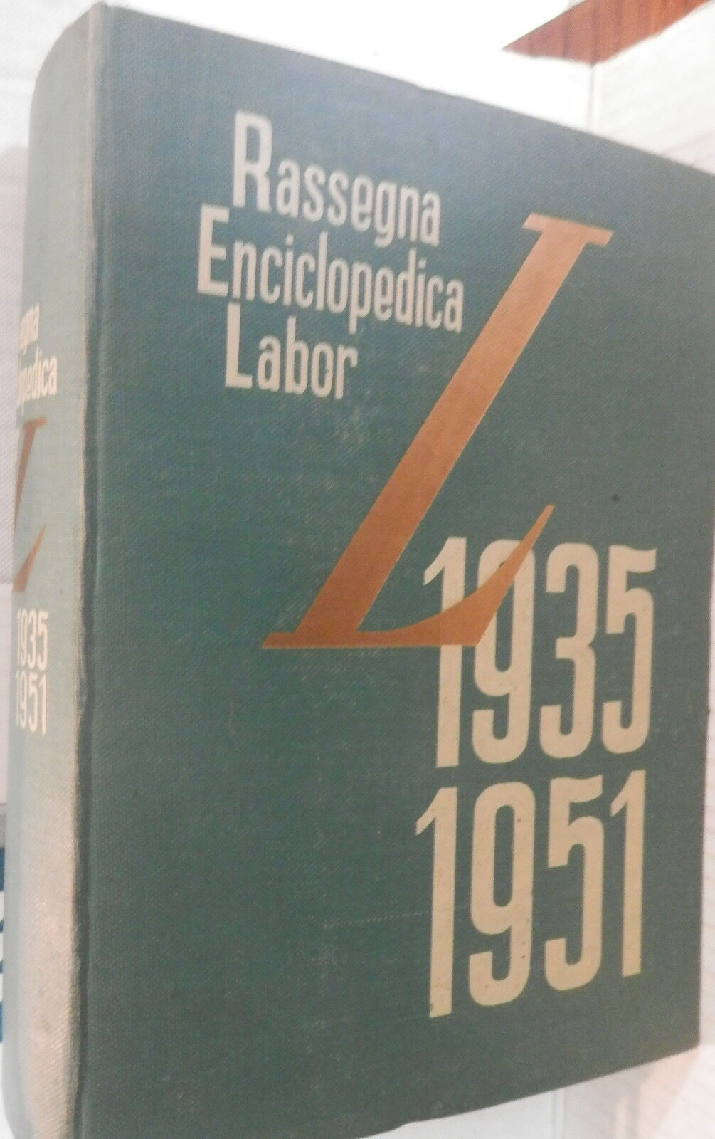 24813900