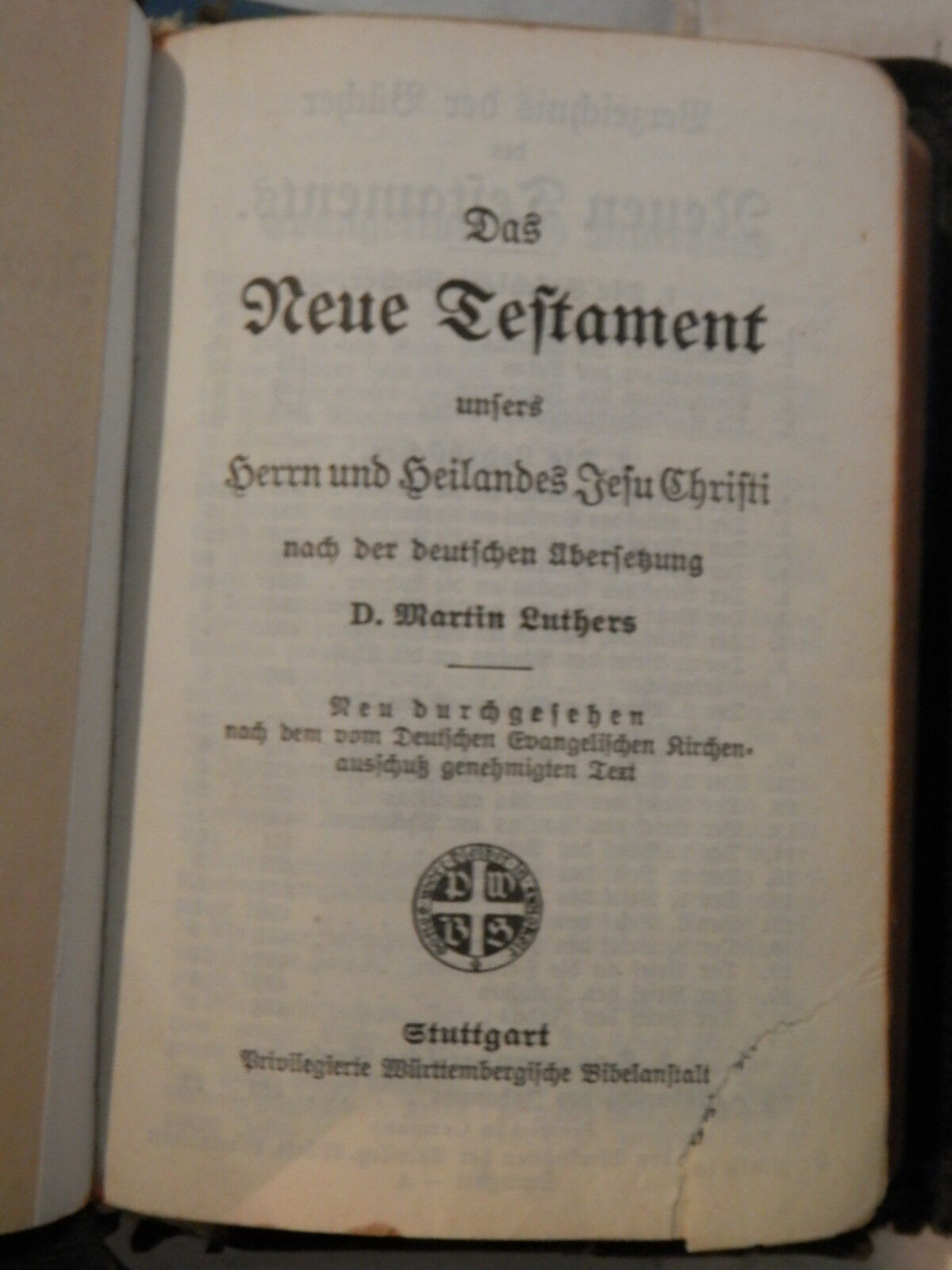 25253540