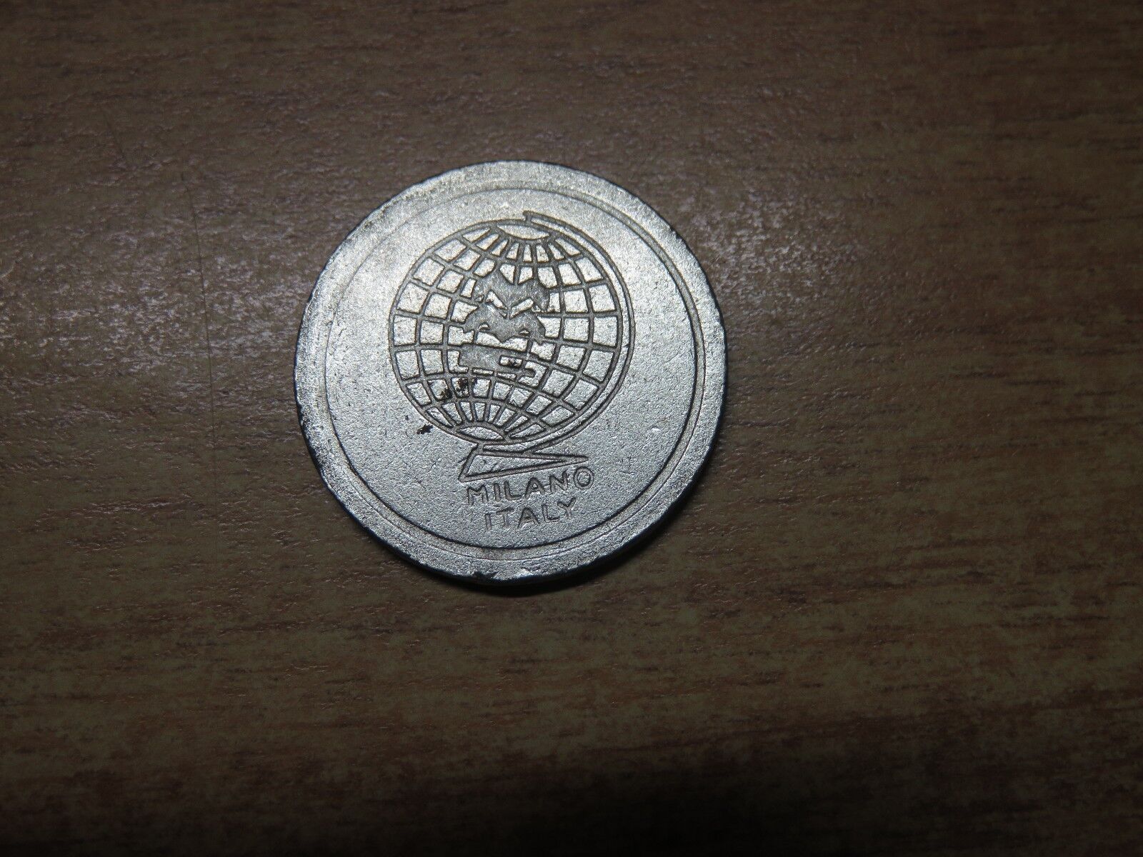 24043324