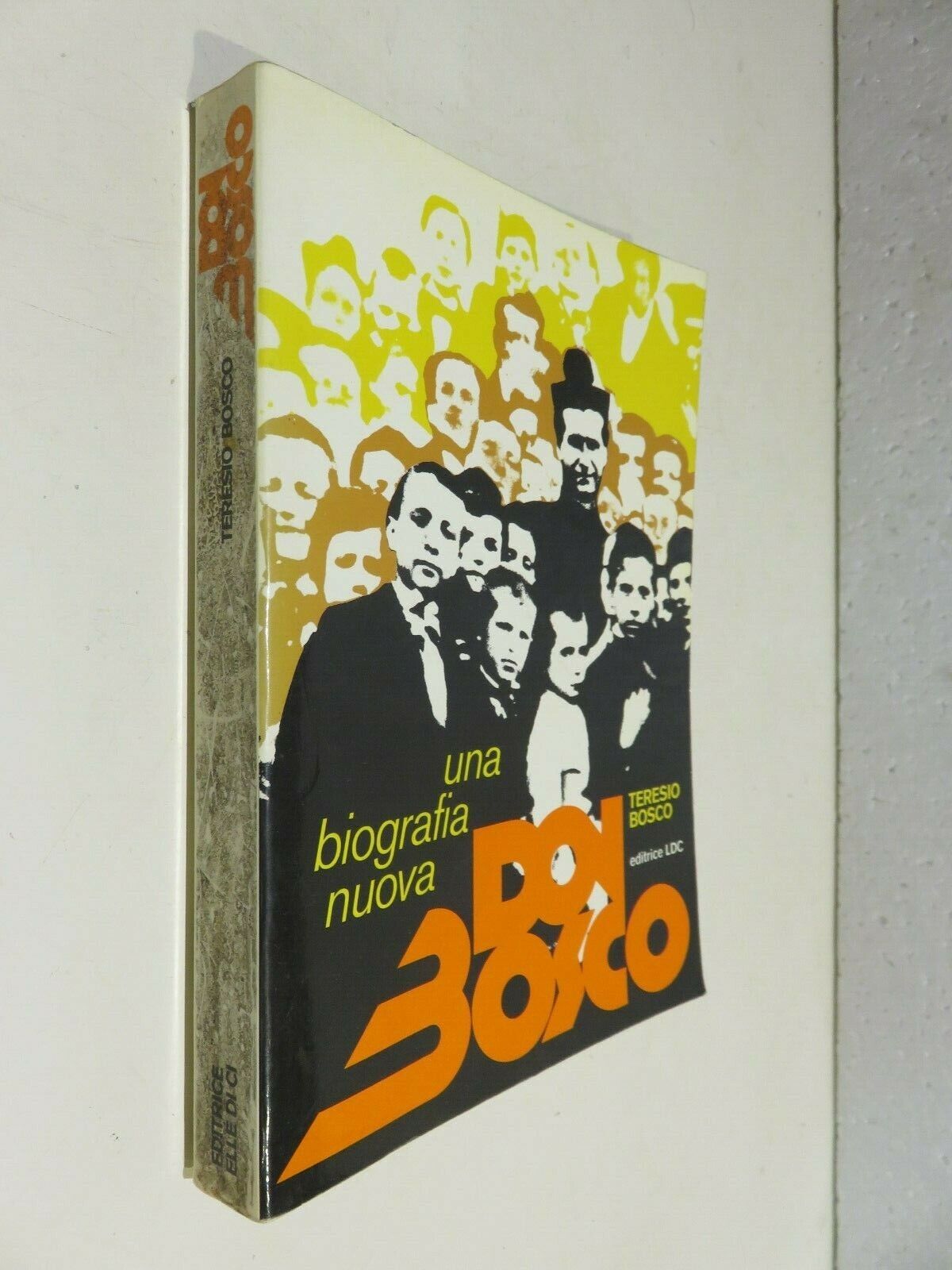 24038912