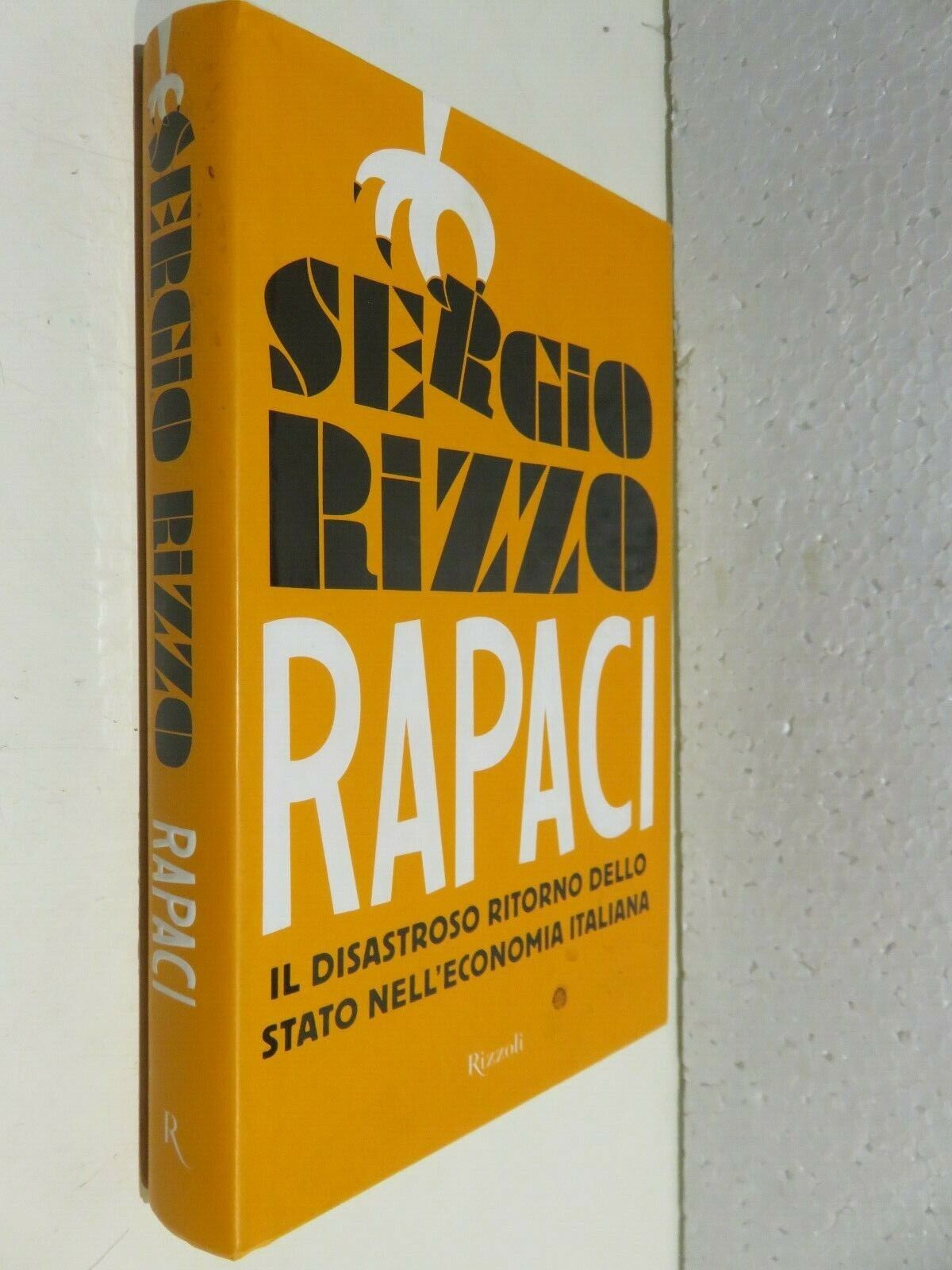 24048305
