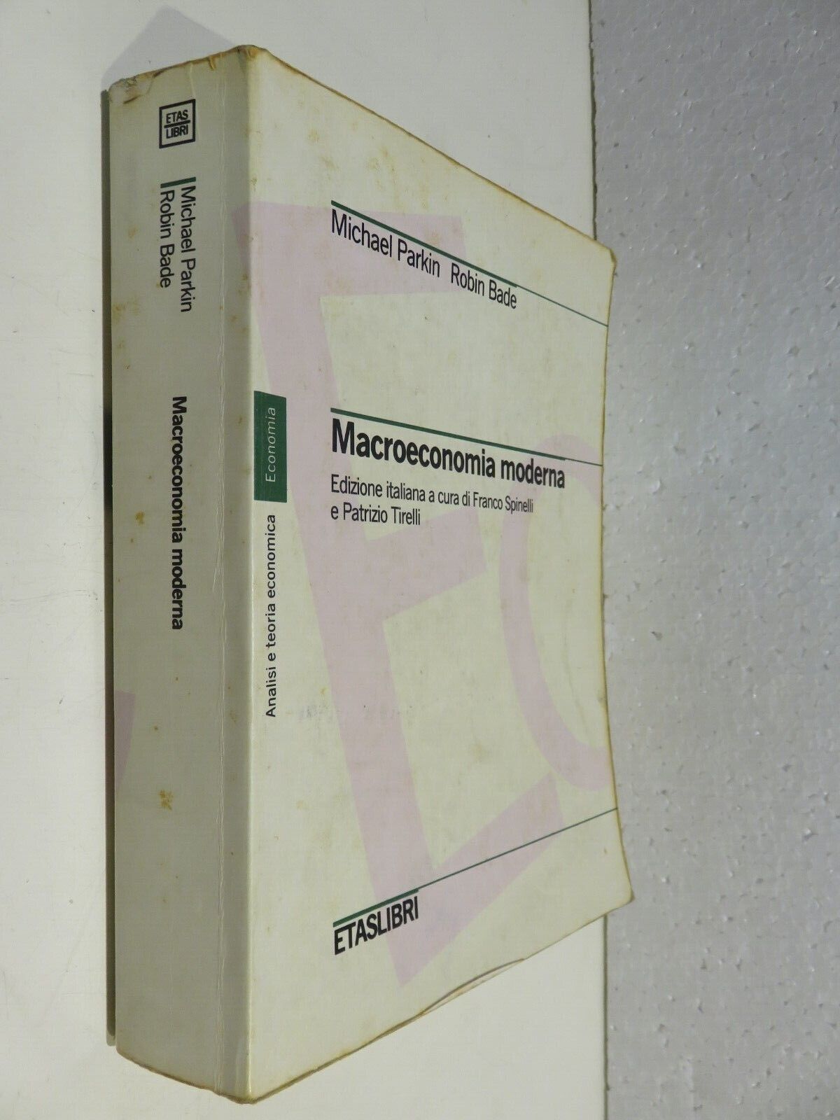 24001096