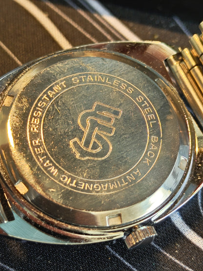 30904767