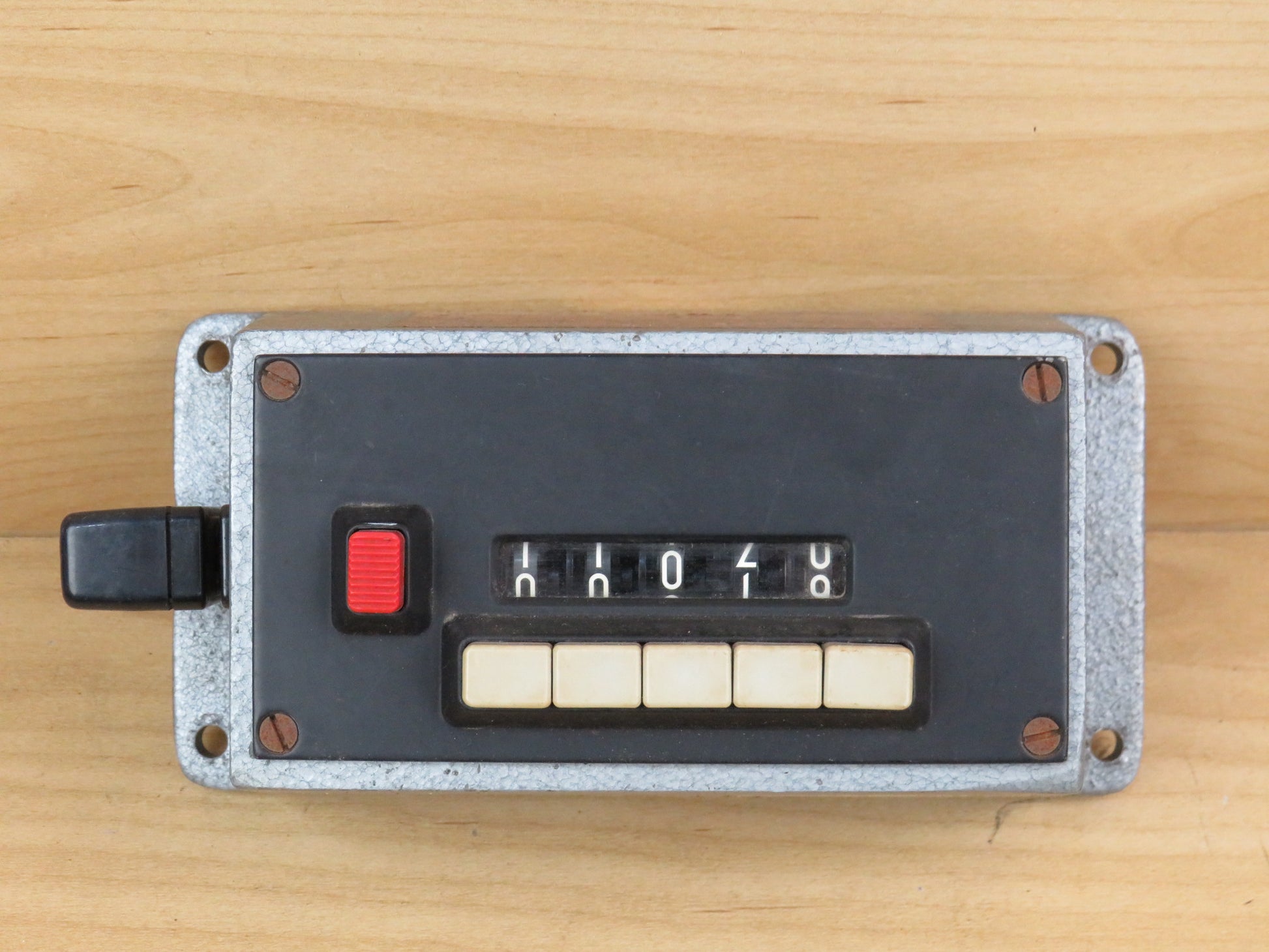 34552608